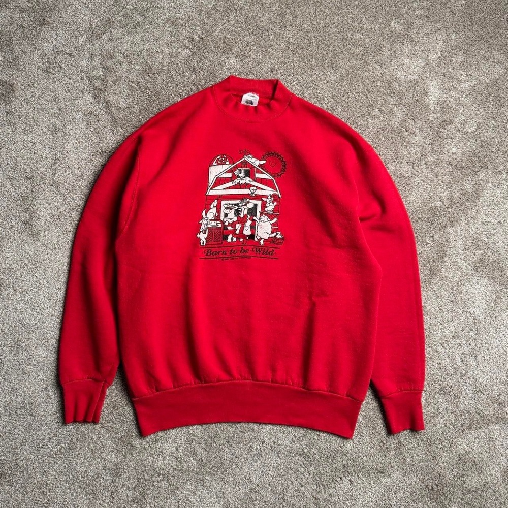 RED VINTAGE FRUIT OF THE LOOM "BARN TO BE WILD" SWEATSHIRT